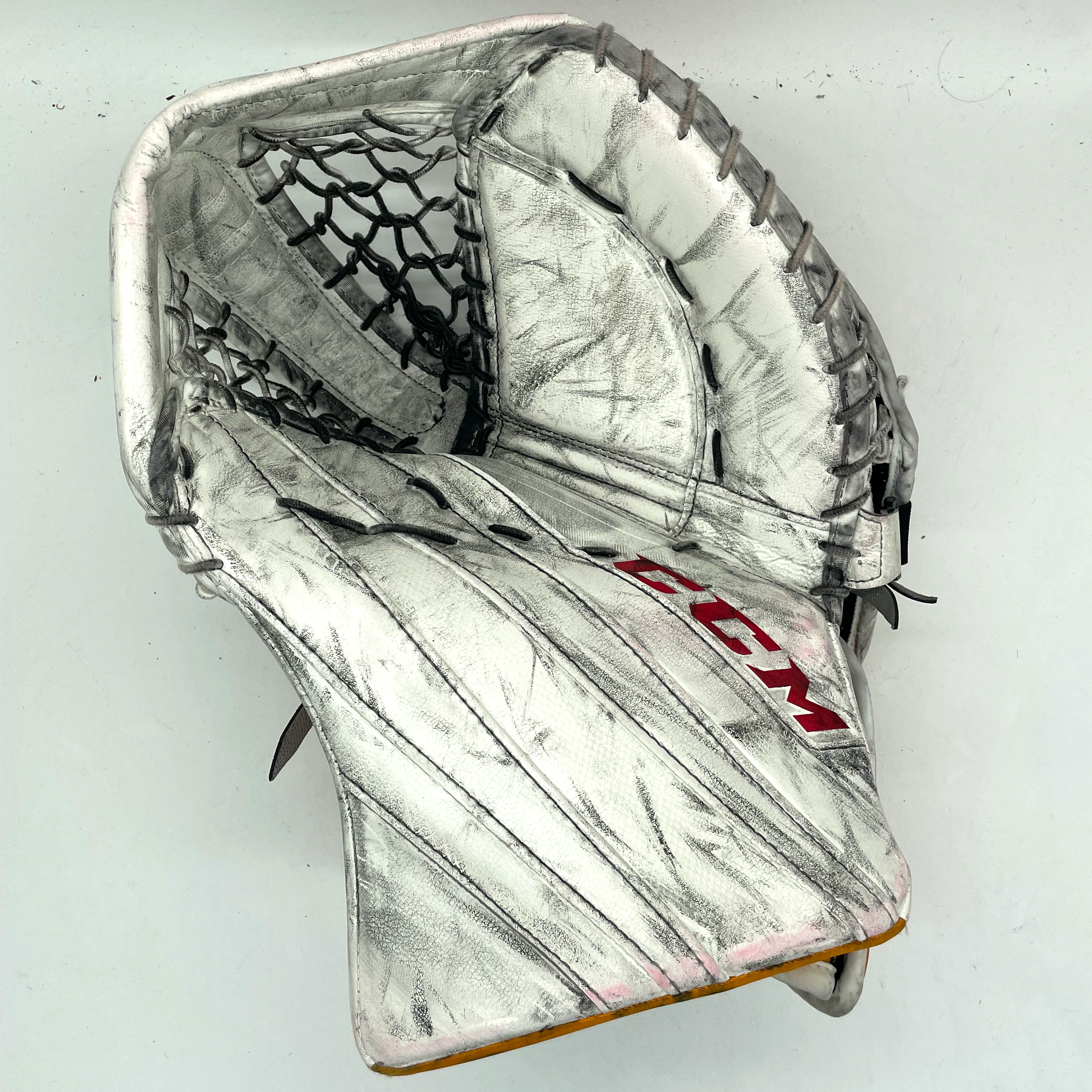 CCM Extreme Flex 5 - Gant de gardien de but Pro Stock d'occasion (blanc/rouge/jaune)